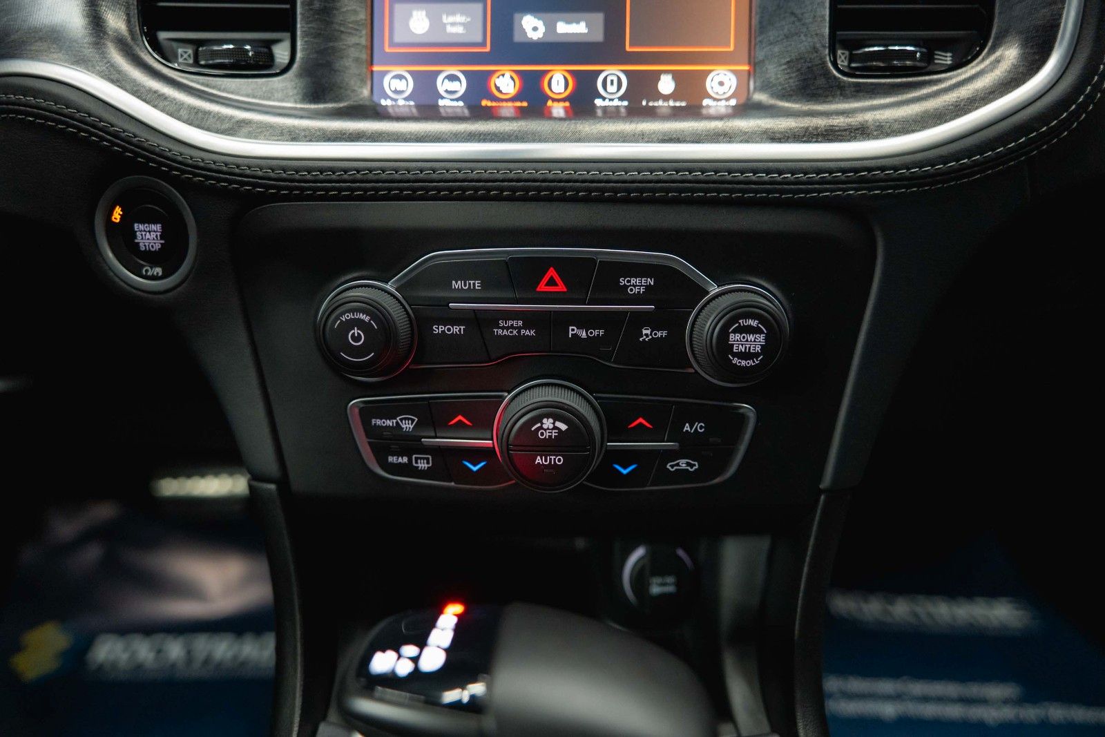 Fahrzeugabbildung Dodge Charger 5.7 V8 HEMI R/T DAYTONA Performance