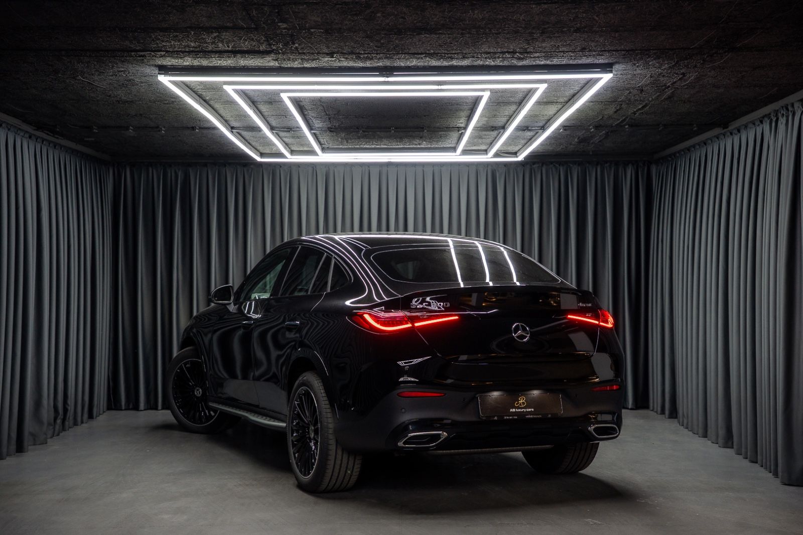 Fahrzeugabbildung Mercedes-Benz GLC 300 4M Coupé AMG Premium Plus*20"*NP*MY26