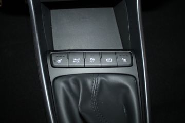 Fahrzeugabbildung Hyundai Bayon 1.0 T-GDI Connect & Go