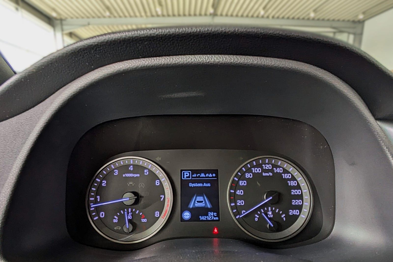 Fahrzeugabbildung Hyundai TUCSON 1.6i DTC PASSION SITZHZ ANDROID NAVI CAM