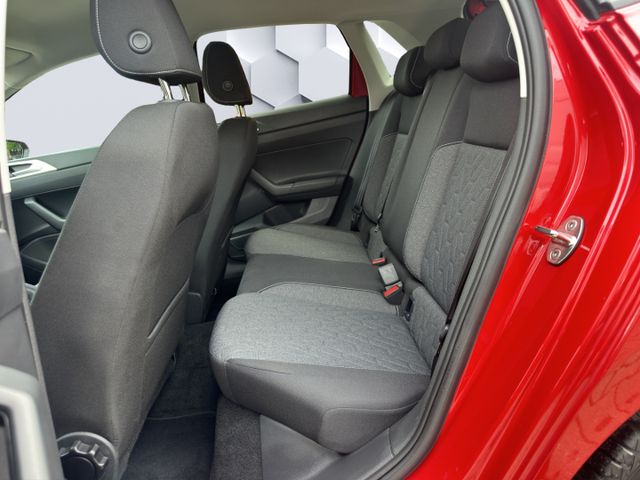 Polo 1.0TSI DSG 70kW AHZV LED PDC ACC GJR Rückfa