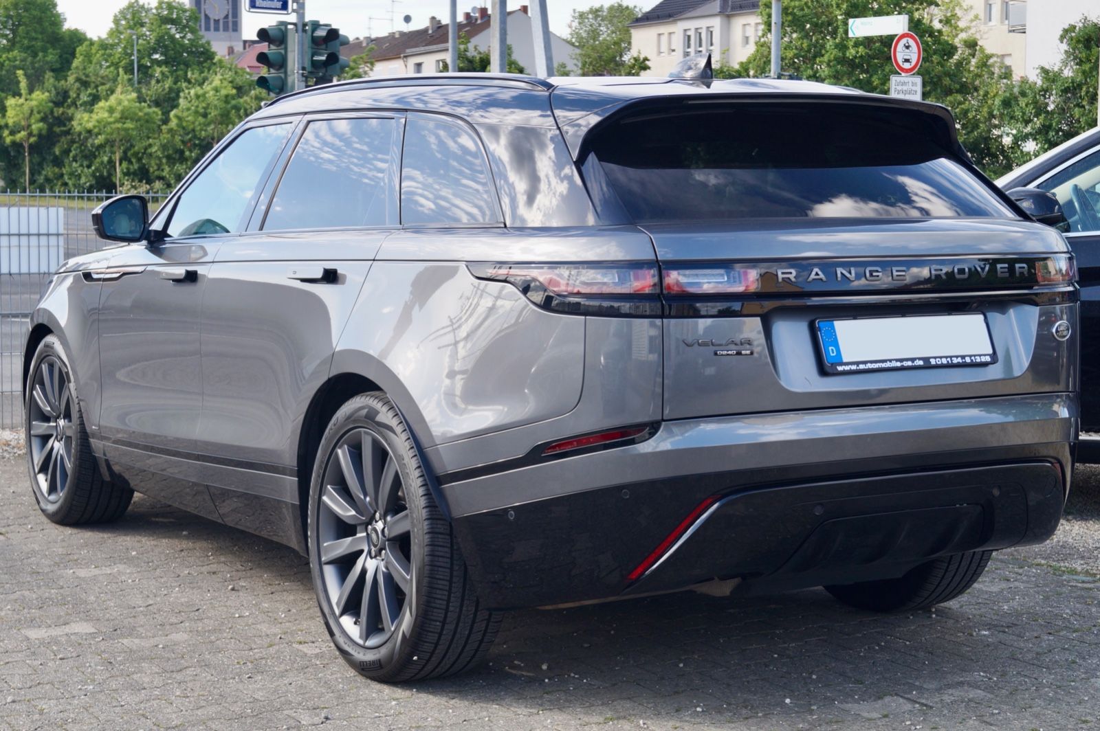 Fahrzeugabbildung Land Rover RANGE ROVER VELAR R-DYNAMIC*PANO+21`LM+MATRIX*