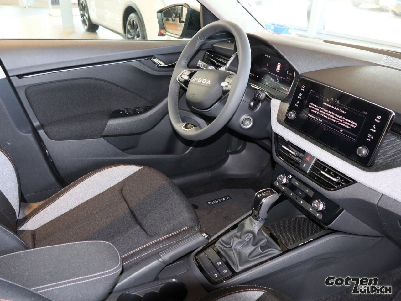 Fahrzeugabbildung SKODA Kamiq Selection 1.5 TSI LED DSG Keyless-Entry