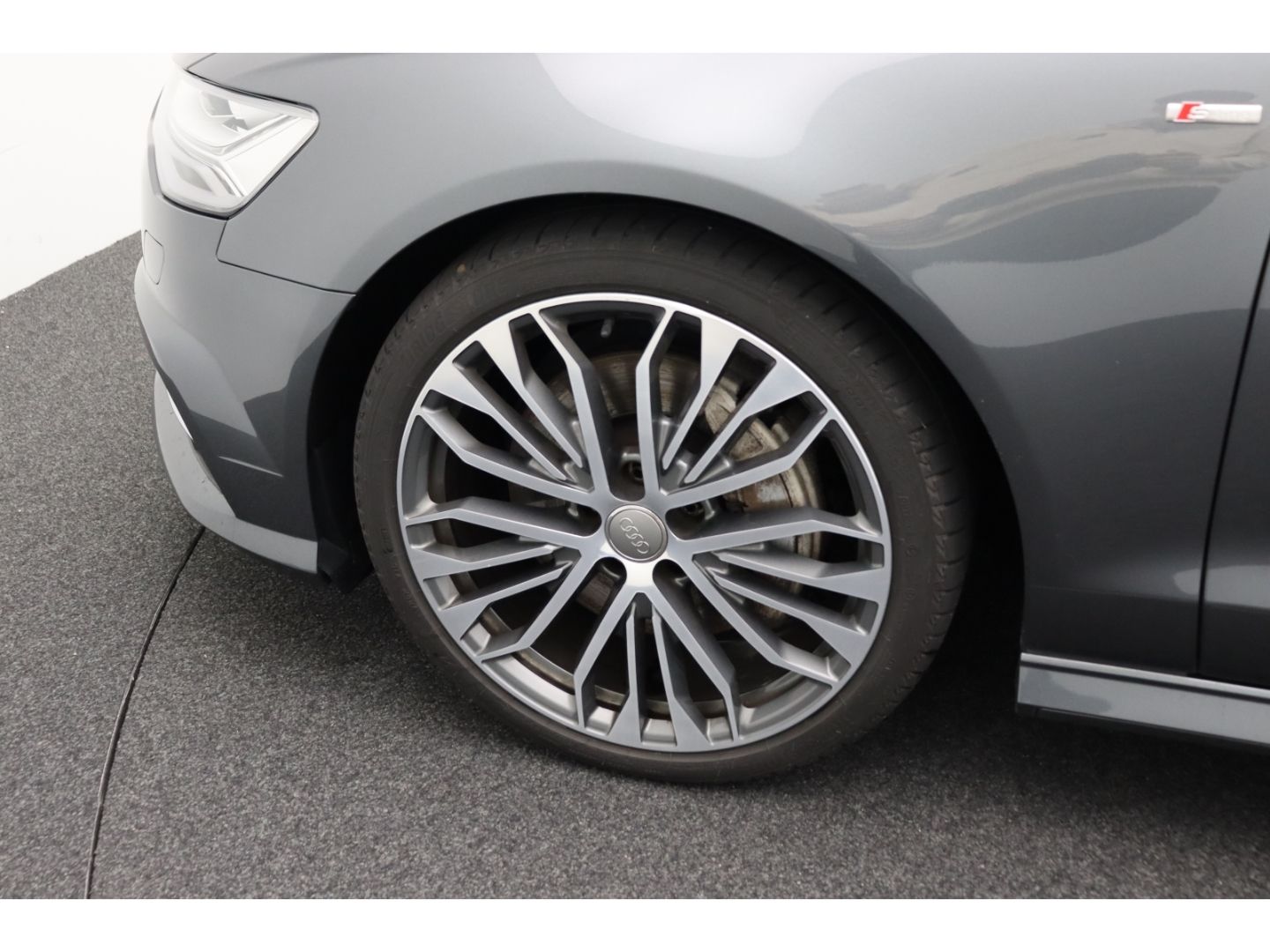 Fahrzeugabbildung Audi A6 Avant 3.0 TDI clean diesel quattro S line AHK
