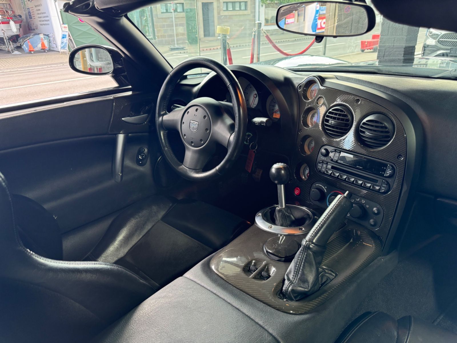 Fahrzeugabbildung Dodge Viper SRT-10 8,3L /SIDEPIPES/EU-AUSFÜHRUNG/