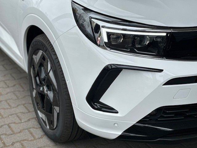 Fahrzeugabbildung Opel Grandland GSe 1.6l Plug-In-Hybrid 300PS LED!