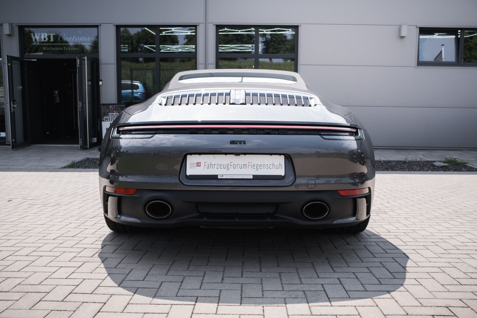 Fahrzeugabbildung Porsche 992/911 Carrera S Cabriolet-Approved-BOSE-Sound