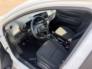 Hyundai i20 - 10