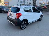Opel Karl 1.0 Rocks PDC Bluetooth Sitz+Lenkradheizung - Opel Karl mit Benzin-Antrieb: Rocks