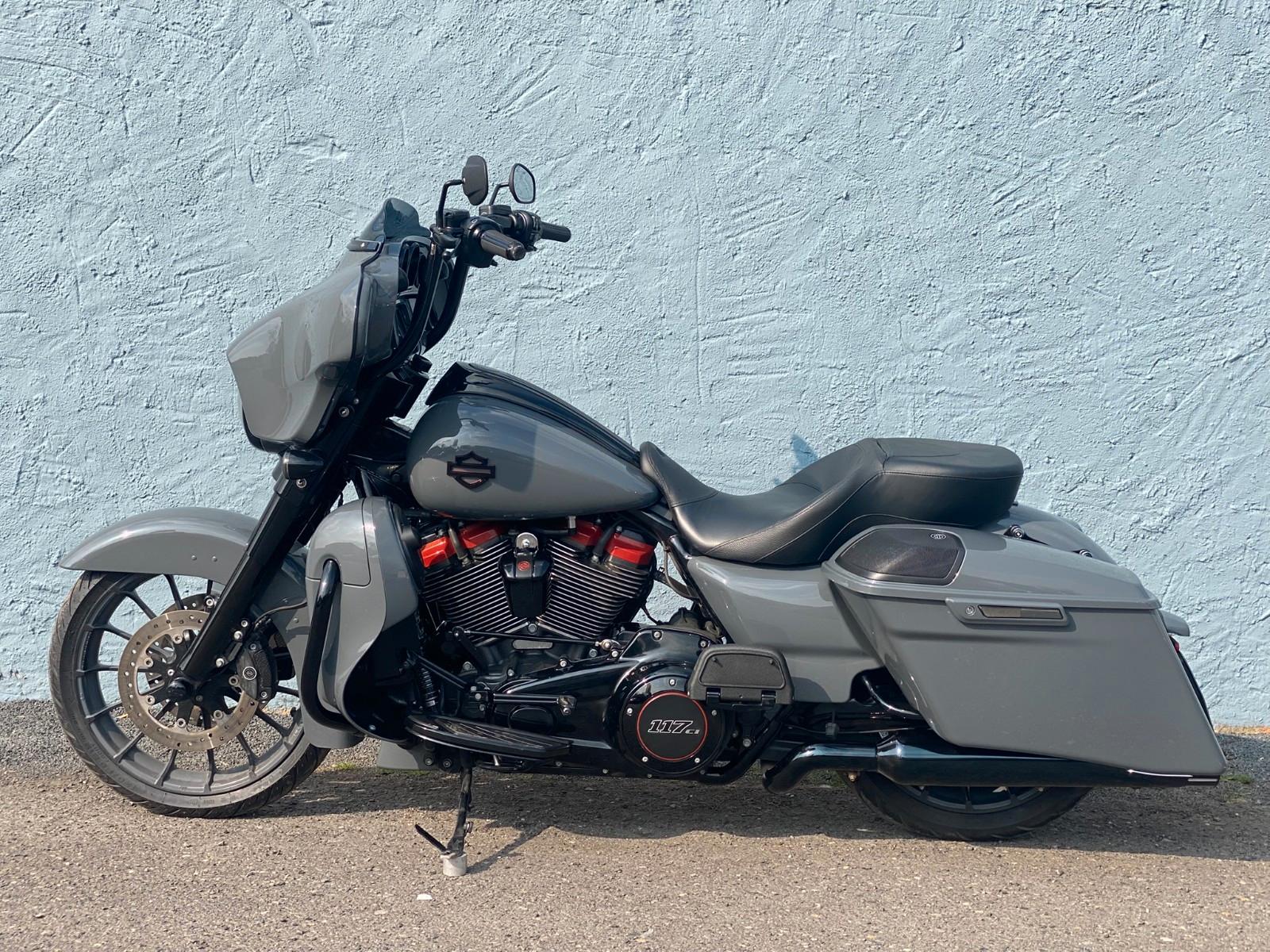 Harley-Davidson STREET GLIDE CVO 5HD1