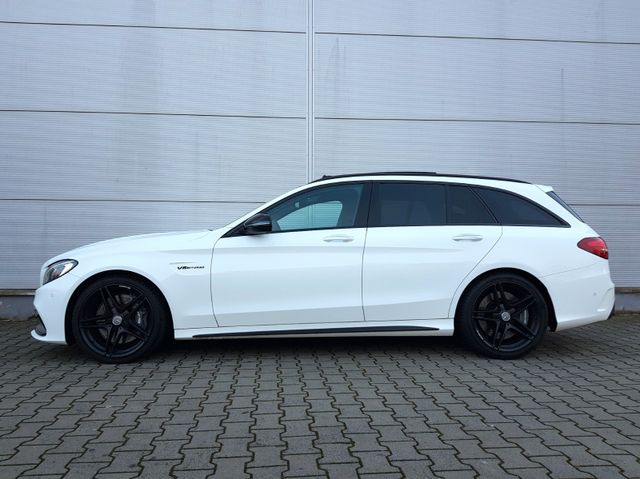 Mercedes-Benz C 63 AMG (Junge Sterne Garantie/Panorama/Kamera)