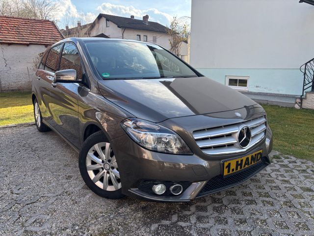 Mercedes-Benz B200 CDI 1.HD+Rückfahrkamera+Leder+Tempomat+PDC