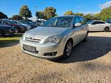 Toyota Corolla 1.4Klimaautomatik  Alufelgen Stanheizung - gebrauchte Toyota Corolla aus dem Jahr 2005