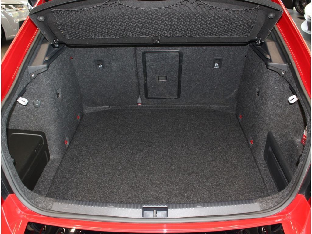 Fahrzeugabbildung SKODA Octavia 2.0 TSI RS 245 1.Hand*Standheizung