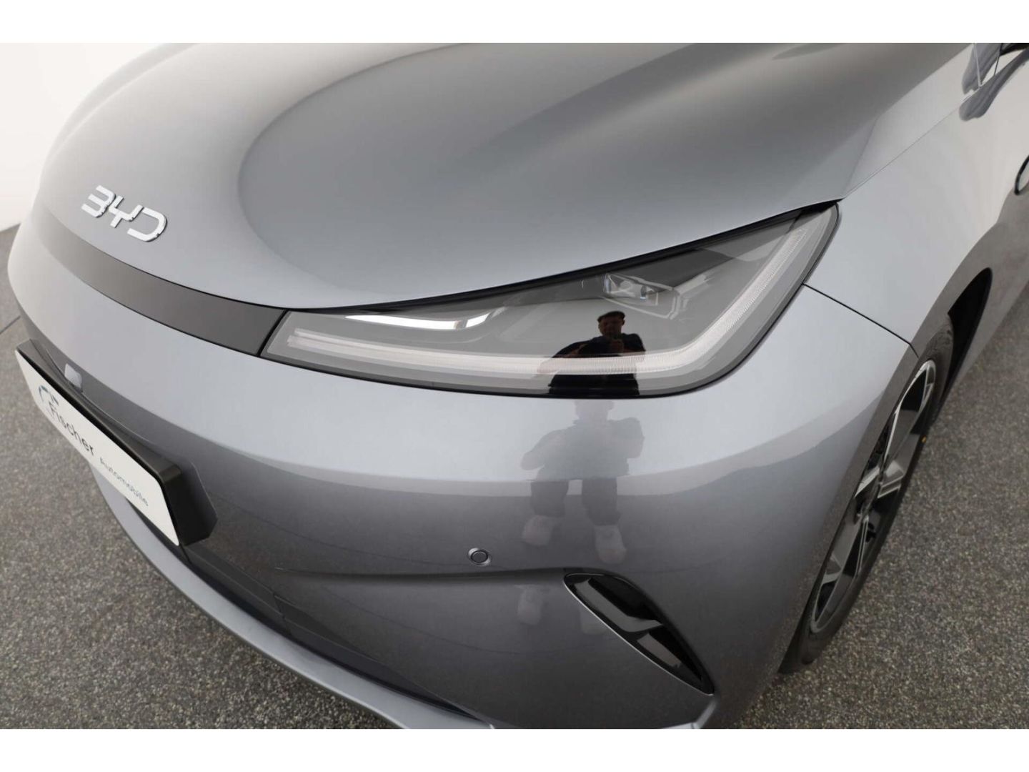 BYD DOLPHIN