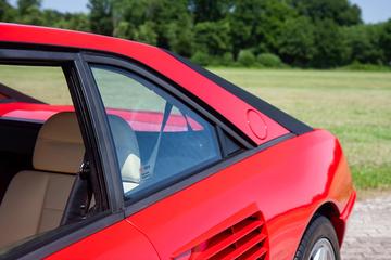 1992 Ferrari MONDIAL 照片 9