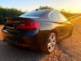 BMW 230i Coupé | 252 PS | Garage | Nichtraucher - BMW: Schwarz, Coupe