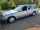 Mercedes-Benz Mercedes 300 TE  Oldtimer - Mercedes-Benz S 300 in Bielefeld