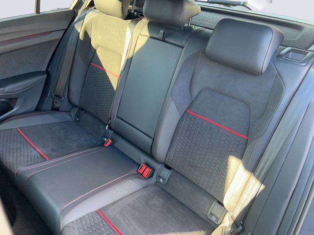 Golf GTI Clubsport 221KW DSG Matrix LED Navi Car