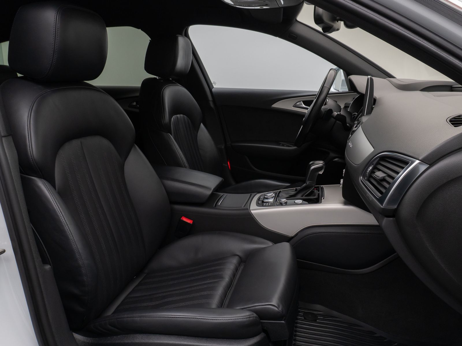 Fahrzeugabbildung Audi A6 Avant 3.0 TDI clean quattro Kamera BOSE AHK