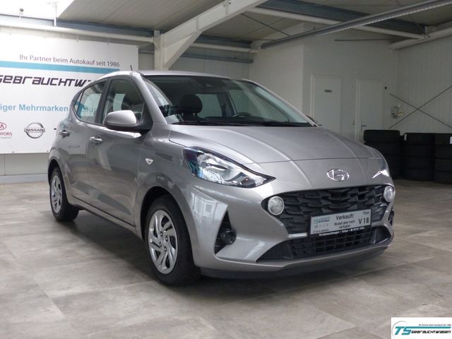 Hyundai i10 Klima+Shzg+Lhzg+Tempomat+Spurh.+Blth+Allwet.