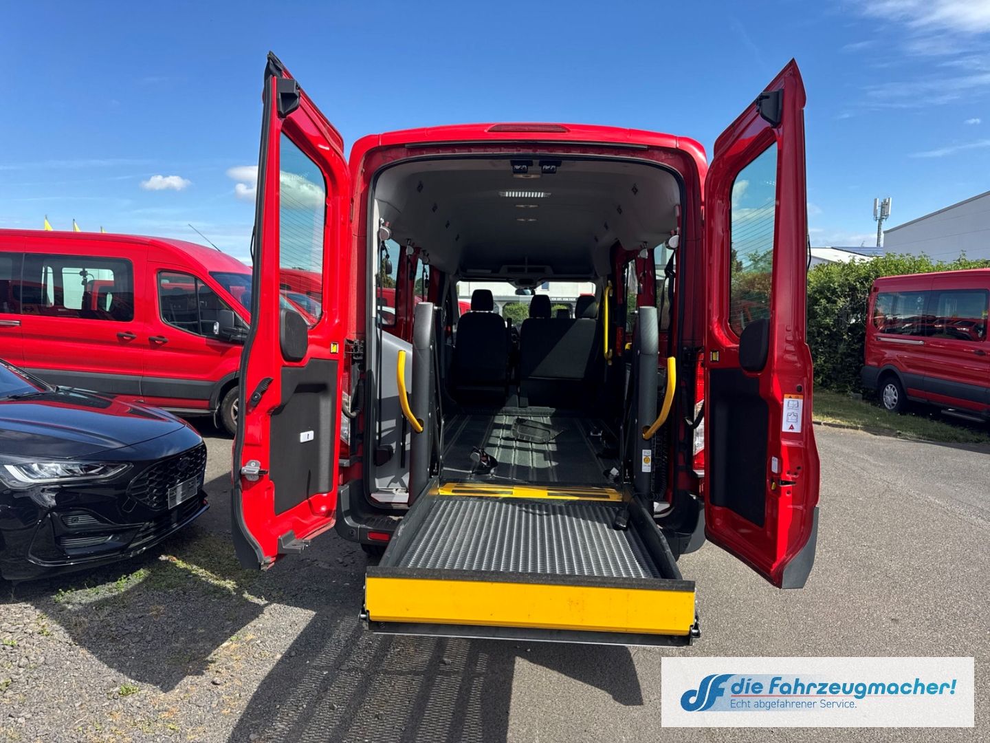 Fahrzeugabbildung Ford Transit Kombi 350 L3 Trend StandHZG *2520 *EXPOR