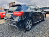 Mercedes-Benz GLA 220 4Matic AMG-Line 8fach bereift Panorama - Mercedes-Benz GLA 220 mit Benzin-Antrieb: Automatik