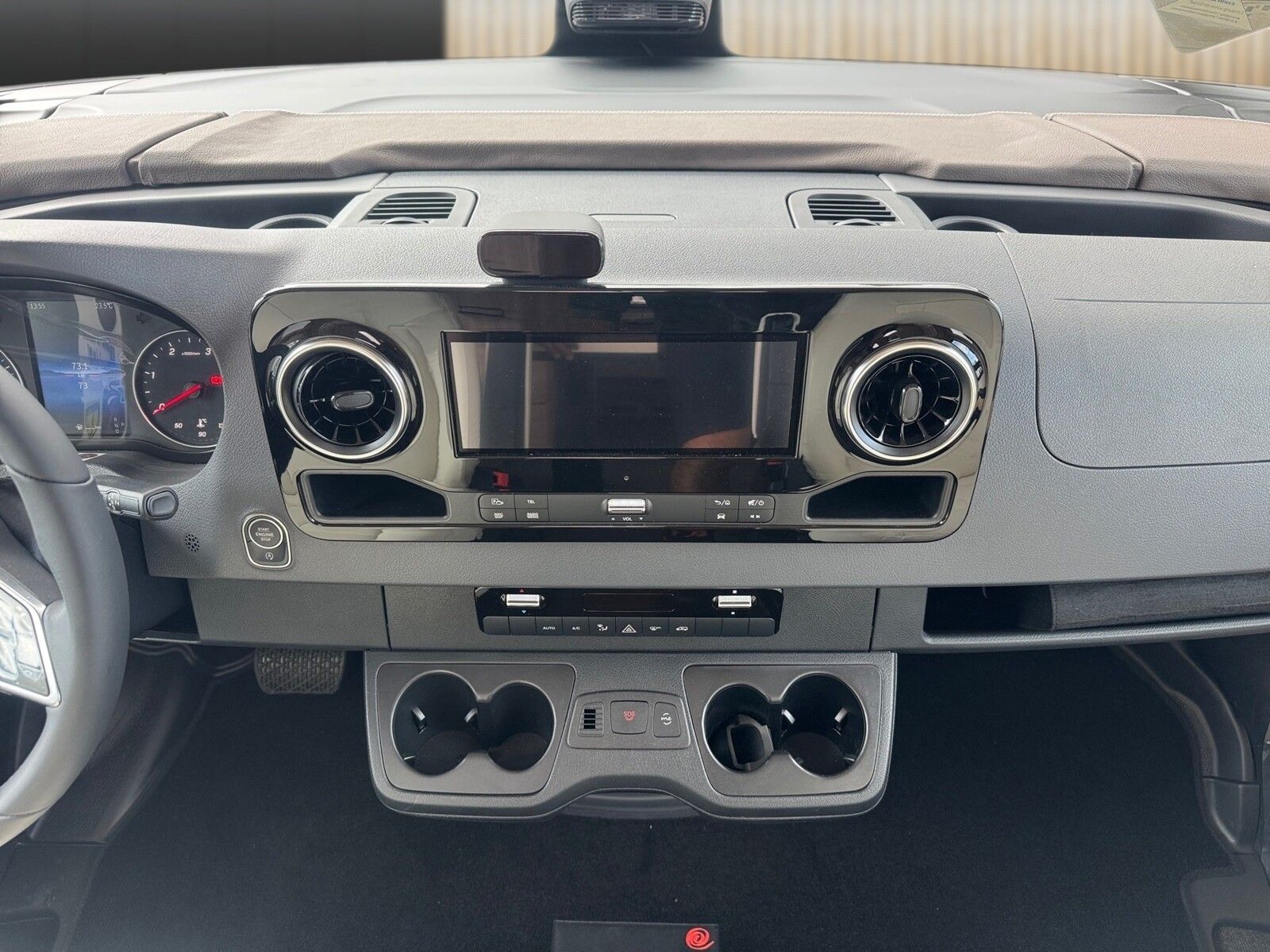 Fahrzeugabbildung Eura Mobil Integra Line GT IL 726 EF Mondial+, Mark. ,170PS
