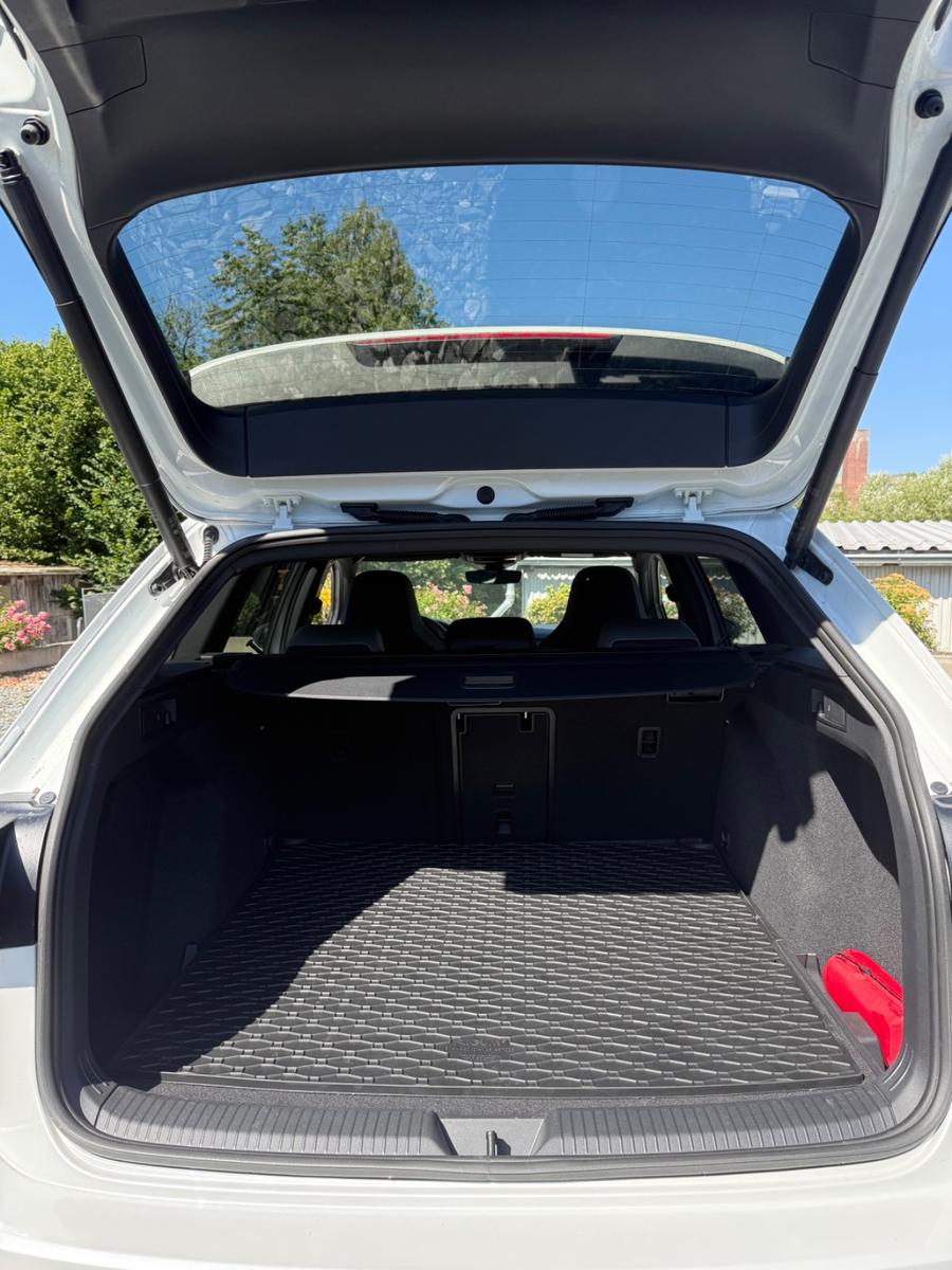 Volkswagen Golf 2.0 TSI OPF 140kW DSG R-Line Variant R-Line, миниатюра 8