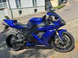 Yamaha R1  - YAMAHA RENNSPORT