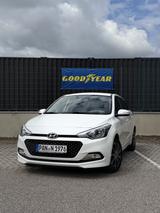 Hyundai i20 GO | 2. Hand | TÜV & Service neu  Scheckheft