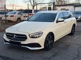 Mercedes-Benz E 200 d T Avantgarde*Aut*Navi*PDC*Kamera*LED*