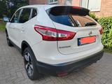 Nissan Qashqai 1.2 DIG-T Tekna Tekna - Nissan Qashqai Gebrauchtwagen in Hamburg