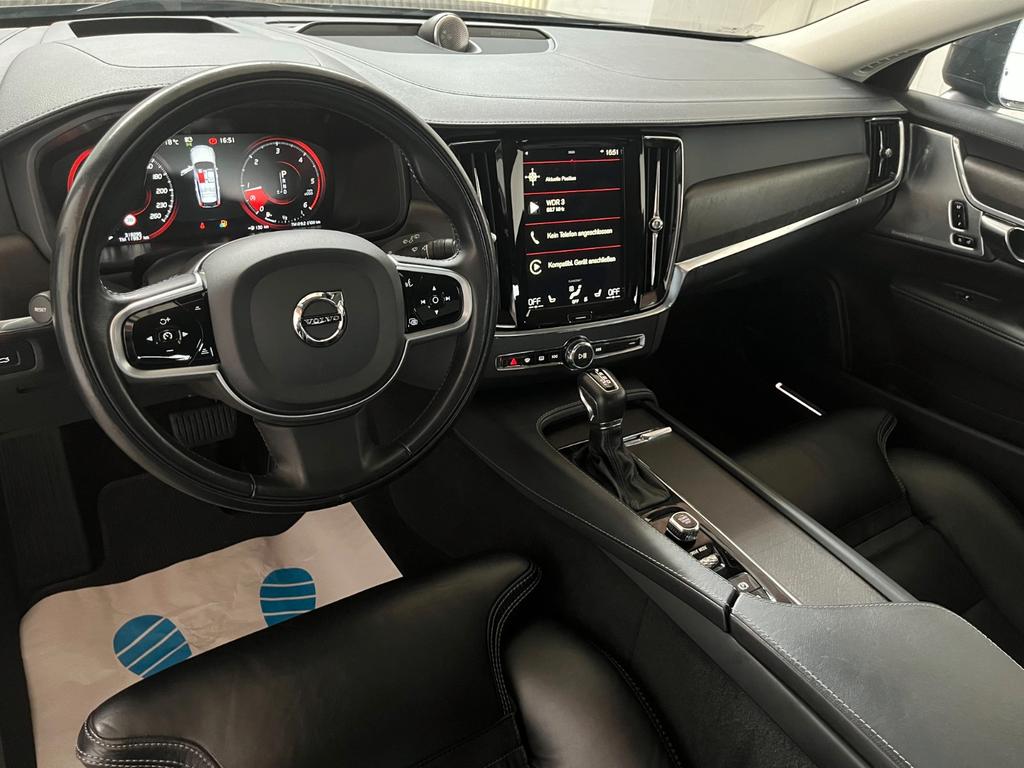 Volvo V90 Cross Country