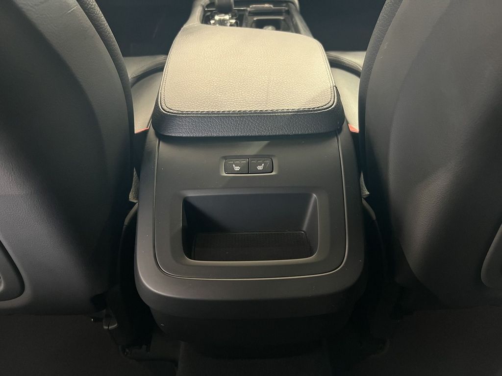 Volvo XC90 B5 (D) Momentum Pro AWD BLIS HeadUp Pano