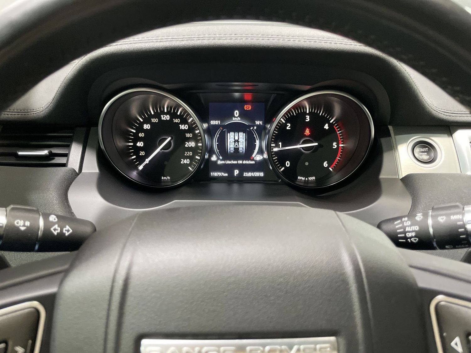 Fahrzeugabbildung Land Rover Range Rover Evoque 2.0TD Pure #Kamera#Navi#LED