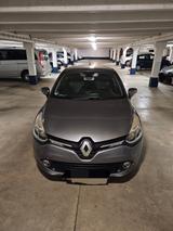 Renault Clio IV Experience 1.2 16V 75  - Renault Clio Gebrauchtwagen in München