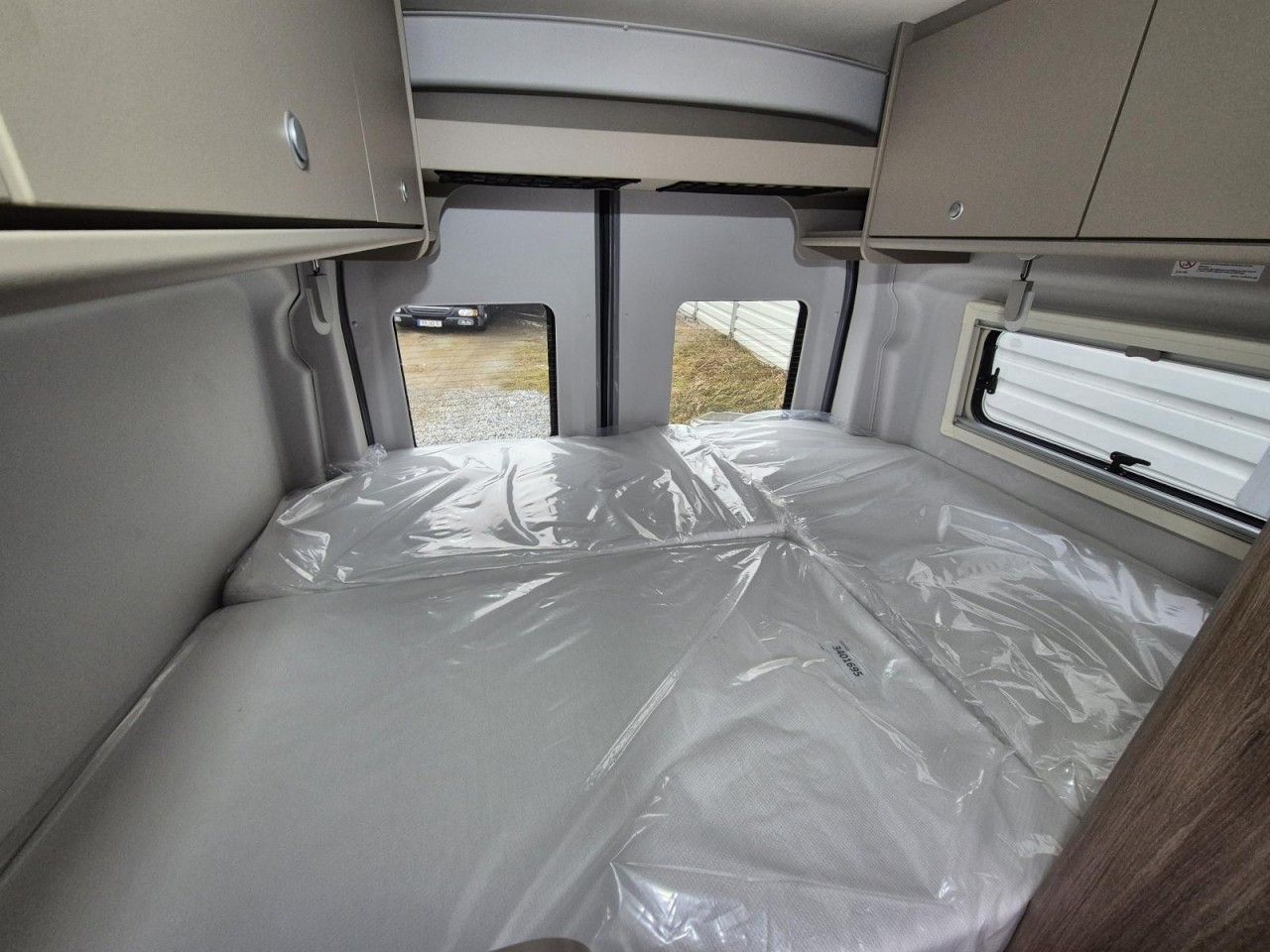 Fahrzeugabbildung Carado CV 590 4x4 Edition 15 Markise AHK Klima Xenon