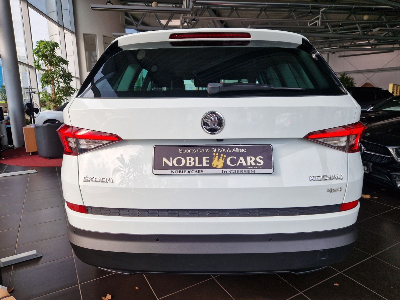 Fahrzeugabbildung SKODA Kodiaq 2.0 TSI 4x4 DSG Style RFK LED NAV SHZ 19"