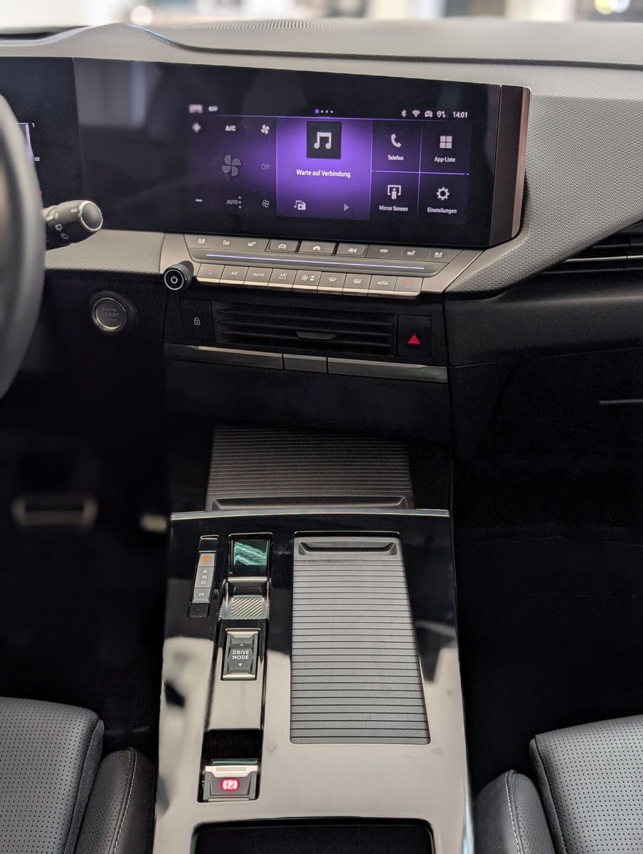 Fahrzeugabbildung Opel Astra Ultimate IntelliLux IDri AHK VOLL UVP:44T€