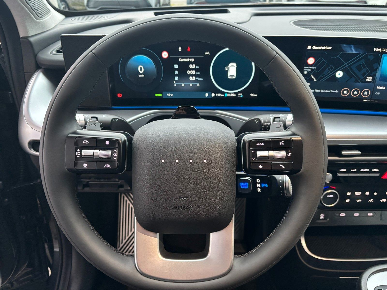 Fahrzeugabbildung Hyundai Ioniq 9 Elektro 7-Sitzer W Uniq 360,HUD,Kamera