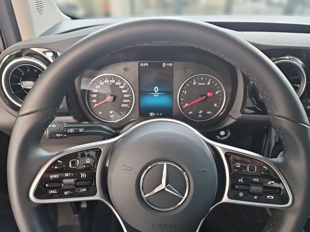 Fahrzeugabbildung Mercedes-Benz T 180 d PROGRESSIVE Navi LED PTS RFK SHZ Tisch