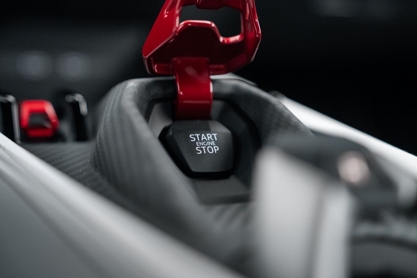 Fahrzeugabbildung Lamborghini REVUELTO CARBON/CAM/PASS DISPLAY
