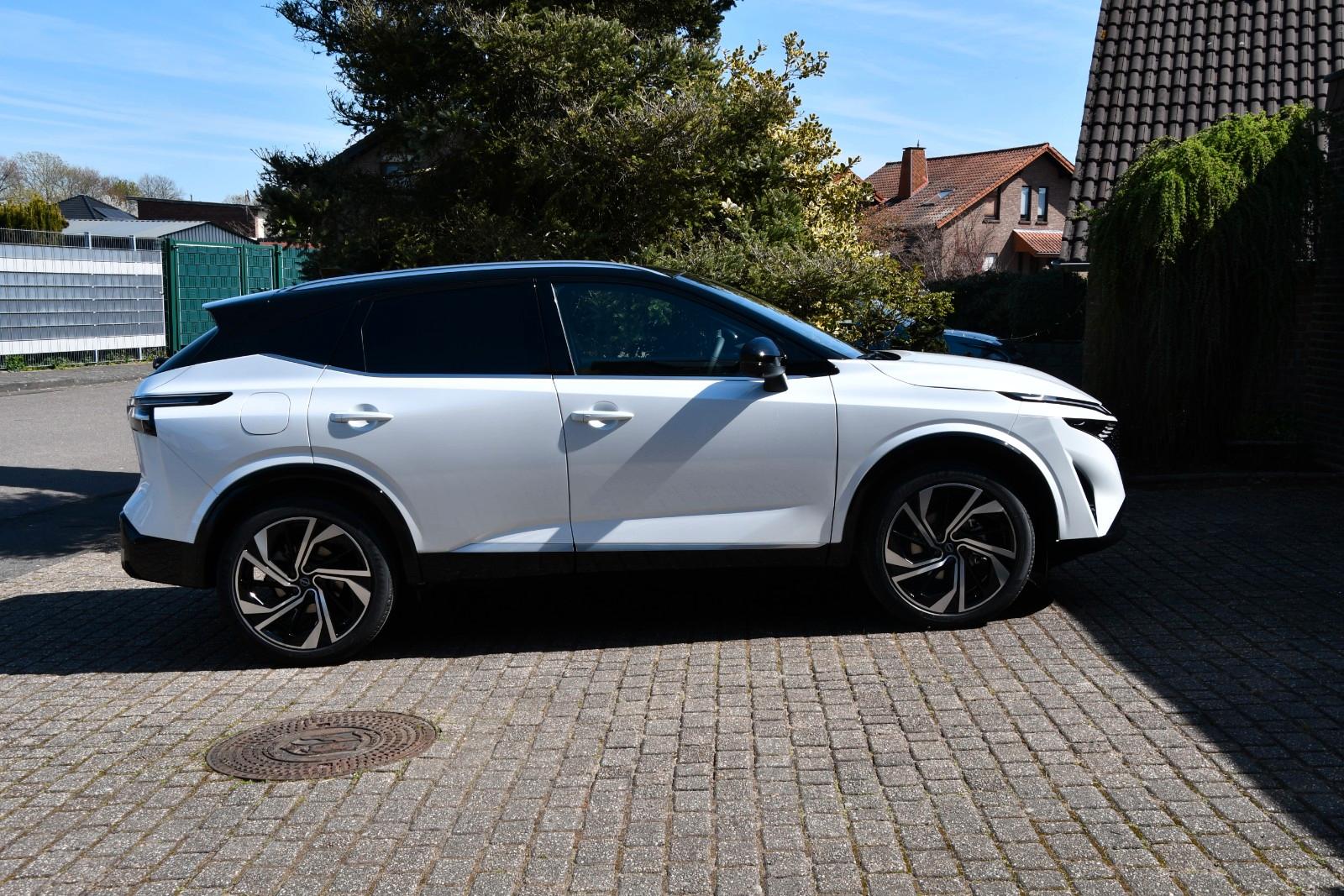 Nissan Qashqai 1.3 Tekna+ MHEV  Xtronic  20" Facelift24