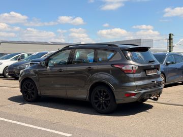 Ford Kuga - 4