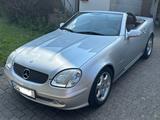 Mercedes-Benz SLK 200 Kompressor, sehr gepflegter Garagenwagen - gebrauchte Mercedes-Benz SLK 200 aus dem Jahr 2000