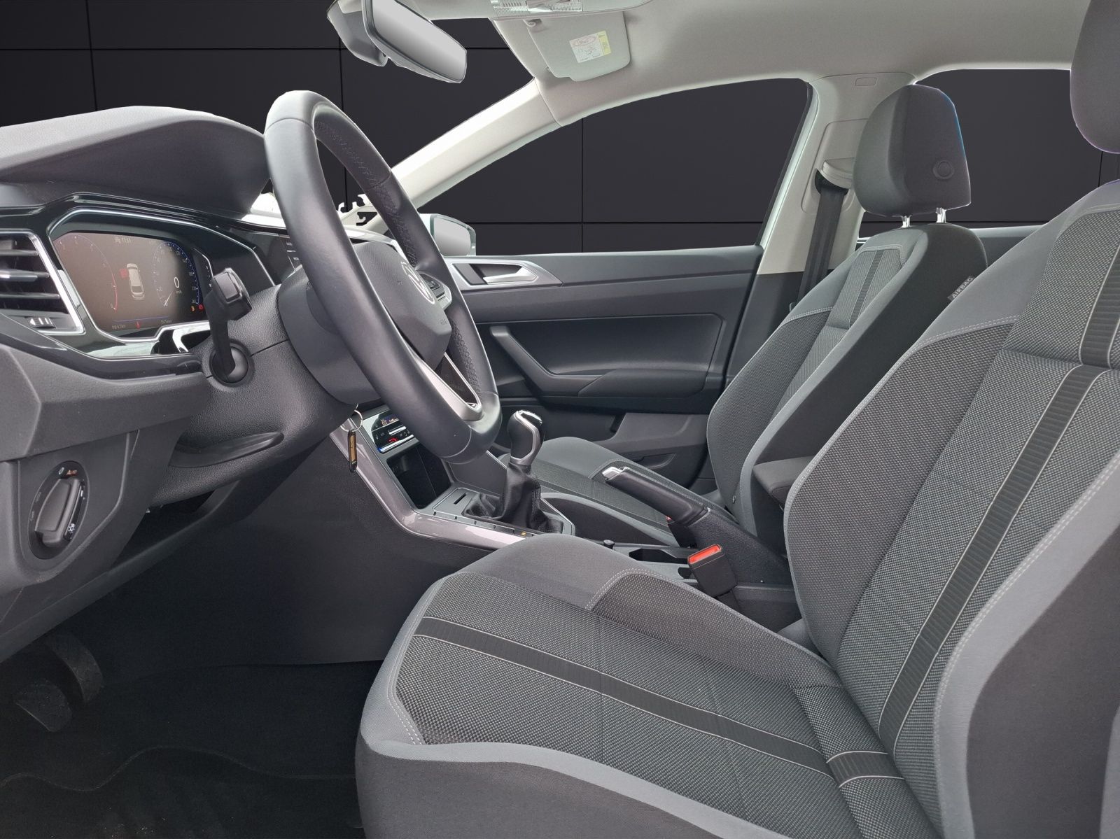 Fahrzeugabbildung Volkswagen Polo TSI Style Matrix ACC PDC SH APP LM