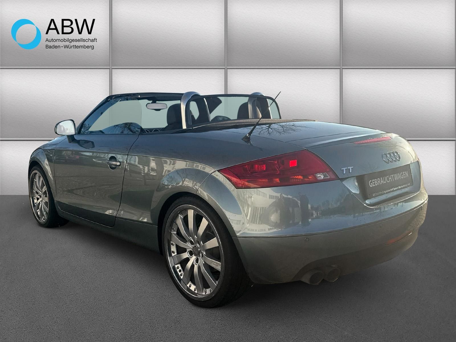 Fahrzeugabbildung Audi TT 2.0 TFSI Coupe/Roadster S line Sport / Plus