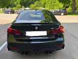 BMW M3  - BMW M3: Limousine