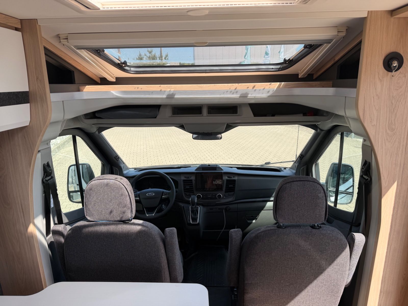 Fahrzeugabbildung Dethleffs Globebus Go T45 sofort reisefertig